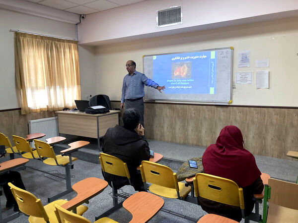 برگزاری کارگاه‌های نماد شهرستان بجنورد 