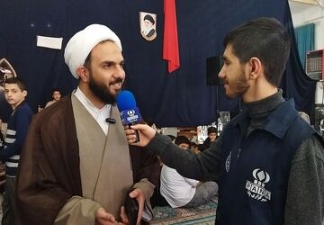 اعتکاف نوعی خلوت‌گزینی با خداست 