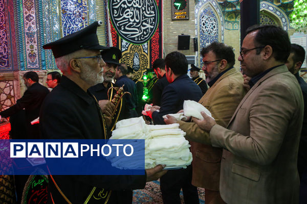 آیین «عهد عاشقی» با حضور اصحاب رسانه در مسجد جمکران