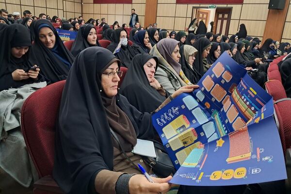 گردهمایی توجیهی «افق نو در تربیت» با تمرکز بر طرح ایرانمون