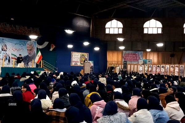 همایش دانش‌آموزی دختران حاج‌قاسم در بهارستان‌2