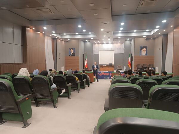 همایش انتخاب رشته کنکور سراسری و معرفی رشته های دانشگاهی، در شهرستان ملارد