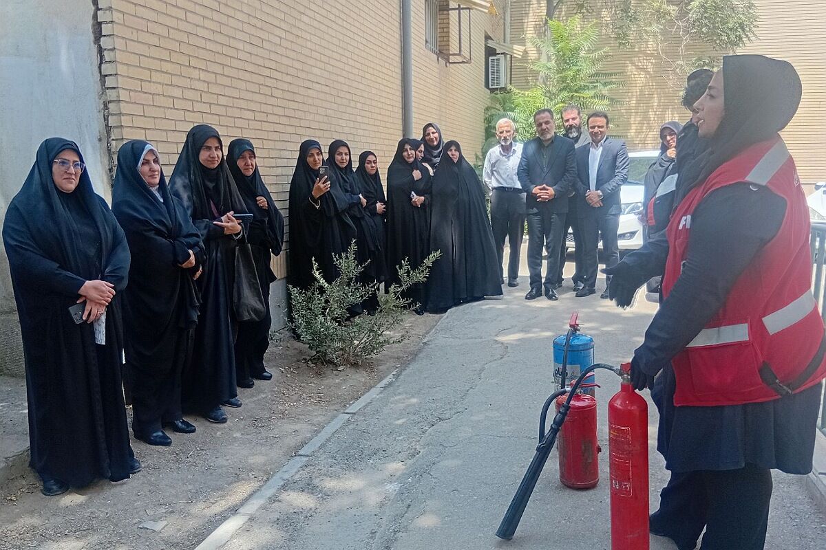 آموزش اطفا حریق به کارکنان آموزش و پرورش 