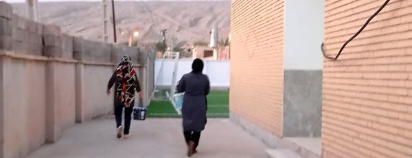 اجرای طرح «شهید عجمیان» با هدف رنگ‌آمیزی و شاداب‌سازی مدارس فین