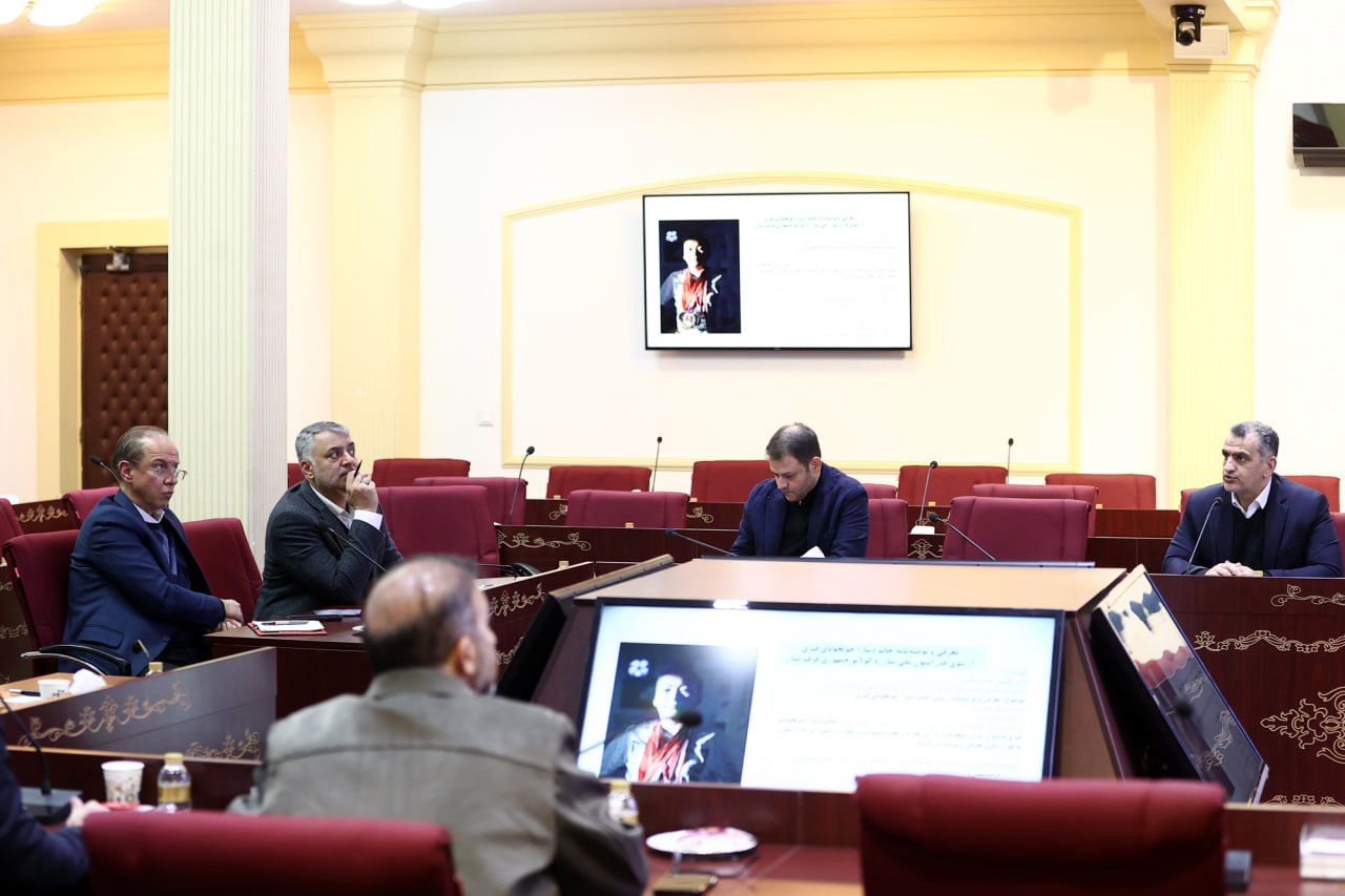 در خواست تمدید قرارداد جان انسوی/ ام ام ای بانوان با مربی قرقیزستانی توافق کرد