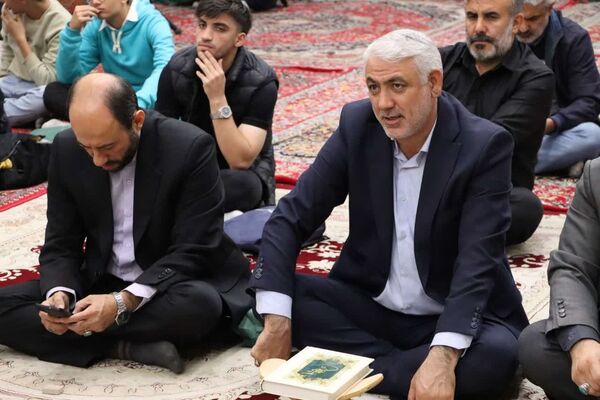 محفل انس با قرآن کریم در آستان مقدس امامزاده سید لطیف نسیم‌شهر