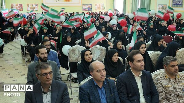 آغاز سال تحصیلی در قاب جشن «بهار ایمان»