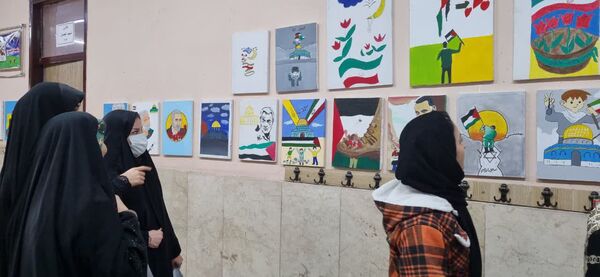 افتتاحیه نمایشگاه فرهنگی هنری هفته ماها