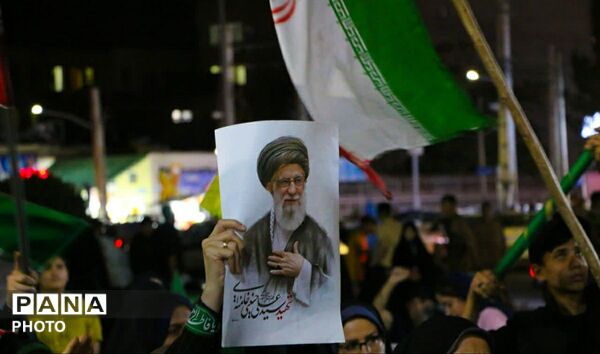 صدمین راهپیمایی مردم فاز یک اندیشه