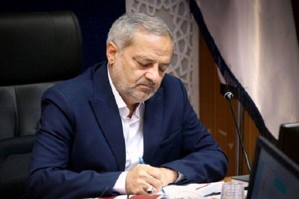 فرهنگیان و دانش‌آموزان باید از فرهنگ و هویت ایرانی ـ اسلامی پاسداری و نقش بی‌بدیلی در آگاهی نسل‌های آینده ایفا کنند