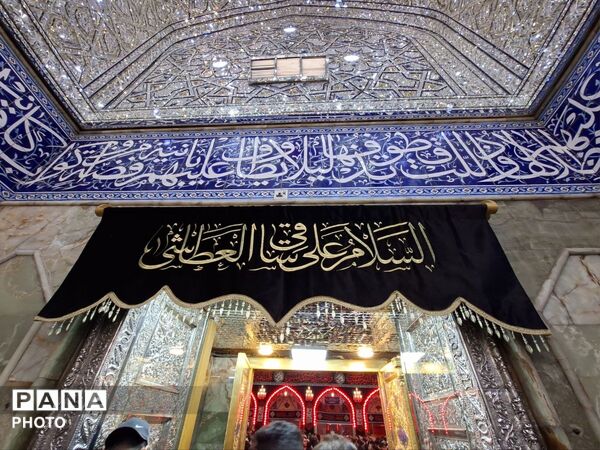 قلب ها برمدار حسین بن علی (ع) می‌تپد