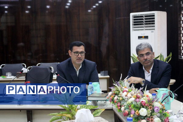 نشست ستاد استانی انتخابات دوازدهمین دوره مجلس دانش‌آموزی استان بوشهر