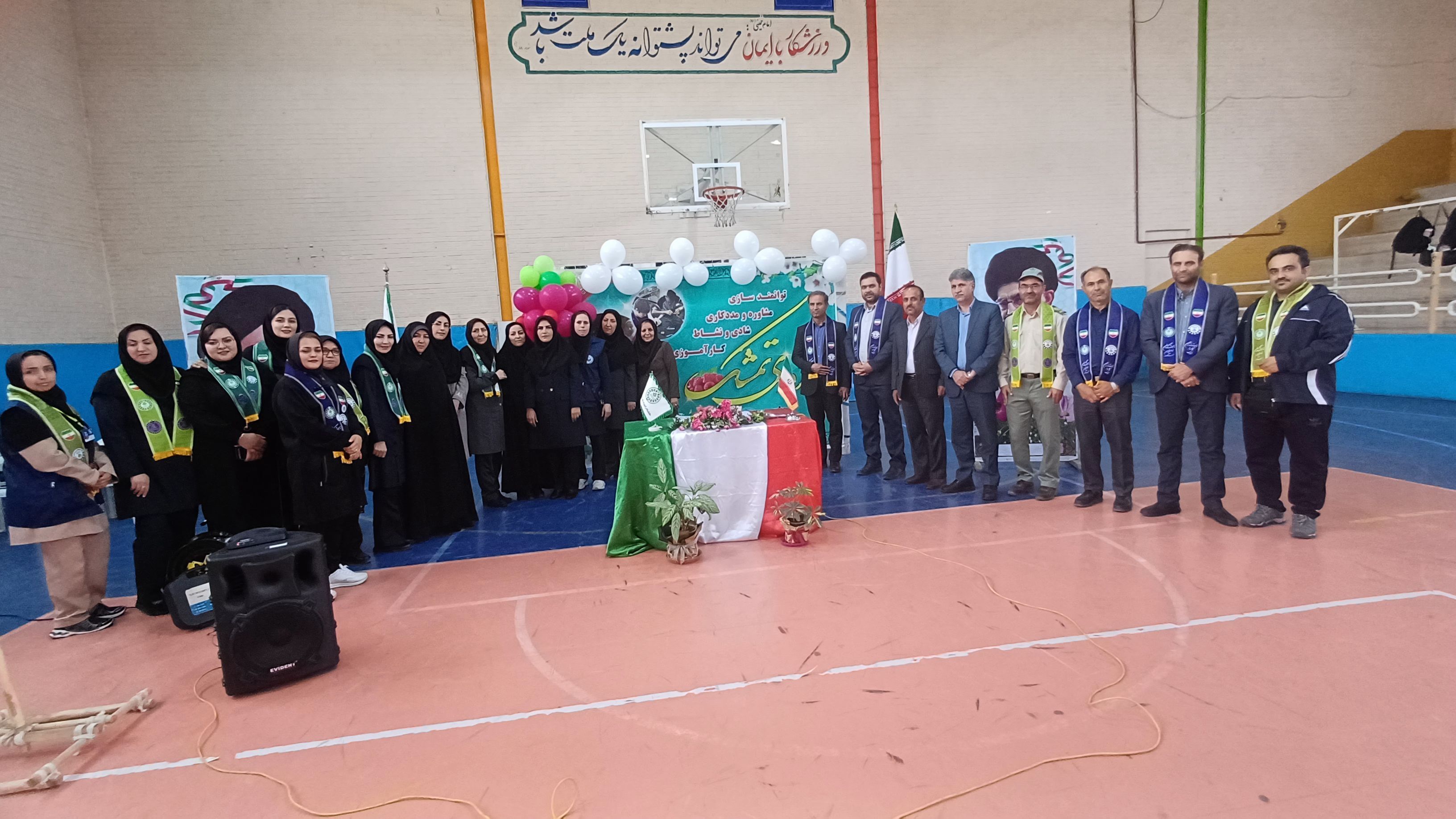 افتتاحیه اردوی تمشک ویژه دختران در سالن ۱۳ آبان شهرستان شیروان