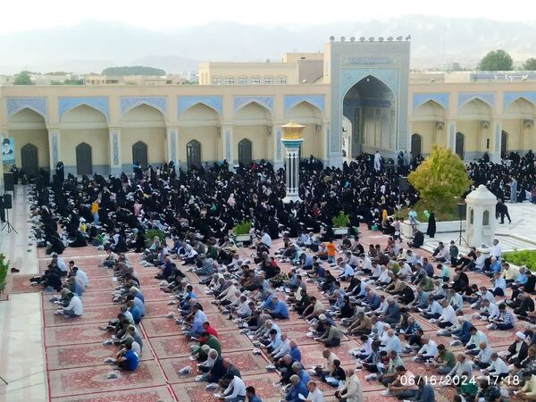 برگزاری مراسم پرفیض دعای عرفه در کاشمر
