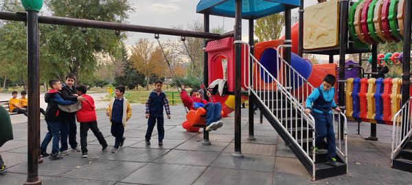 برگزاری اردوی یک‌روزه دانش‌آموزان دبستان مبین