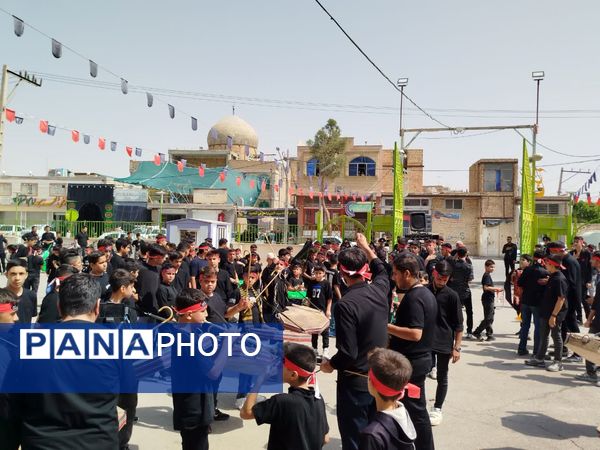 اجتماع بزرگ احلی من العسل در شهرستان برخوار