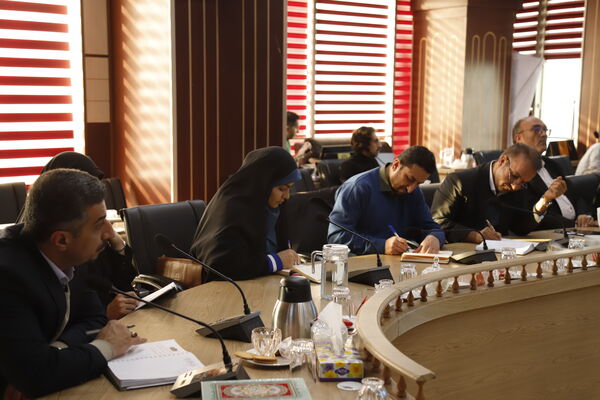 آغاز به‌کار نشست مشترک مدیران مناطق با استاندار تهران 