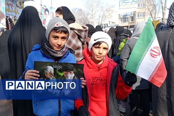 حماسه‌ مردم قروه در راه پیروزی انقلاب