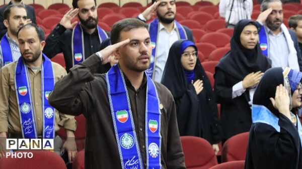 چهره‌های درخشان سازمان دانش‌آموزی زیر ذره‌بین دوربین‌ها