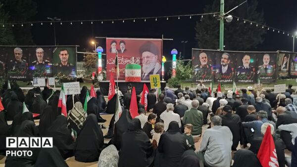 حضور مردم تویسرکان در اجتماعات شبانه 