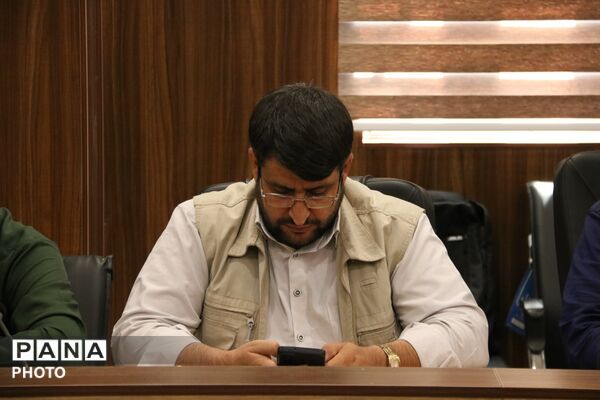 نشست برنامه‌ریزی رویداد «نومیدان» با محوریت نقش دانش‌آموزان در میدان‌ها