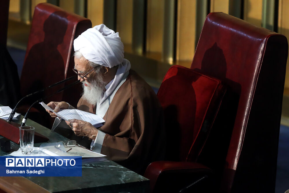 انتخاب رهبر جدید انقلاب اسلامی اثرات سرنوشت‌سازی در تحقق اهداف متعالی اسلامی خواهد داشت