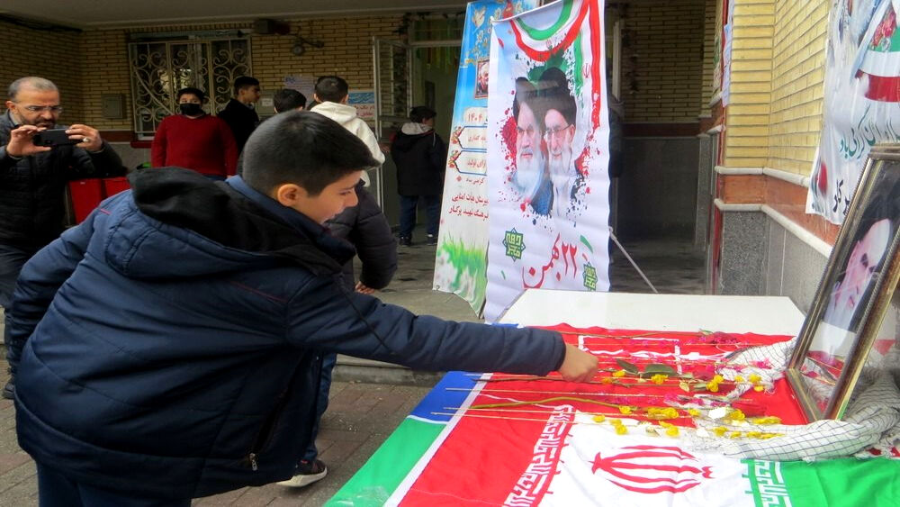 جشن انقلابی و جهاد تبیین در دبیرستان فرهنگ شهید پرکار مراغه
