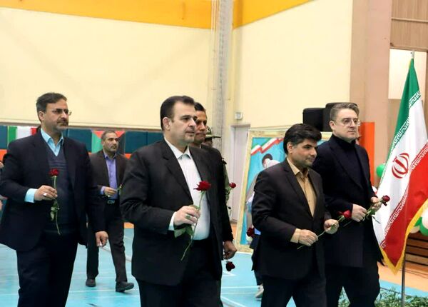 آیین استانی نواختن زنگ انقلاب استان خراسان رضوی در ناحیه ۵ مشهد
