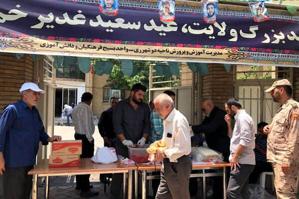 برپایی موکب عید غدیر به همت بسیج فرهنگیان و دانش آموزی ناحیه دو شهرری 