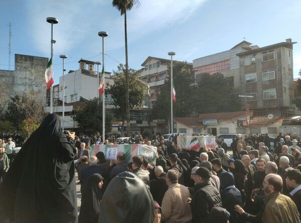 تشییع پیکر 7 شهید امنیت در رشت