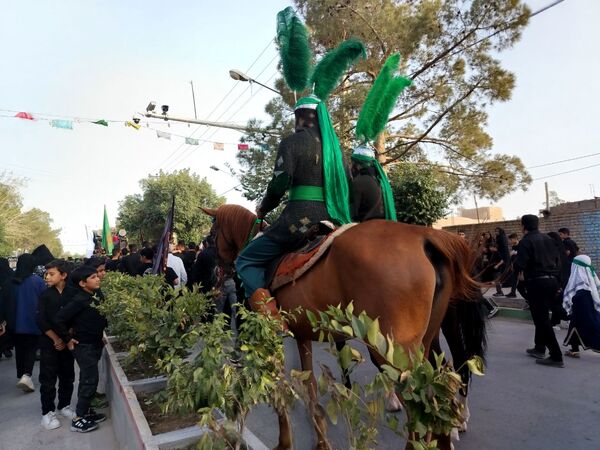 کاروانی که راهی سرزمین عشق شد