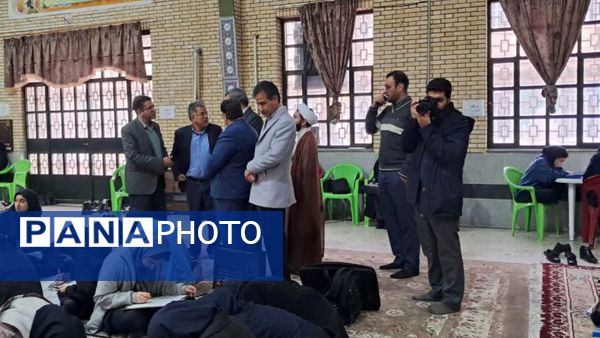 موج رنگها در جشنواره فردا