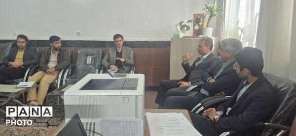 دیدار مدیر آموزش و پرورش کاشمر با مدیران و کارکنان کانونهای فرهنگی تربیتی کاشمر