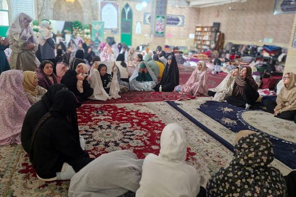 فشافویه میزبان خلوت عاشقانه دانش آموزان در نخستین روز اعتکاف همزمان با ولادت حضرت علی (ع)