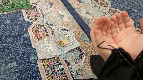 اولین روز اعتکاف دانش‌آموزی ناحیه 2 کرج و شهرستان فردیس