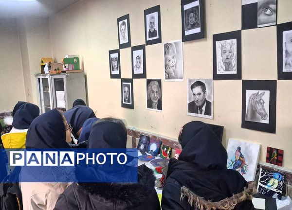 نمایشگاه هنری مدرسه شهید مدرس تبریز