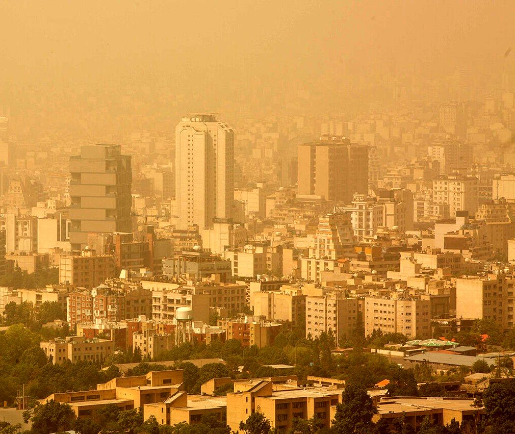 منشاء ریزگردهای روز گذشته آسمان تهران مشخص شد