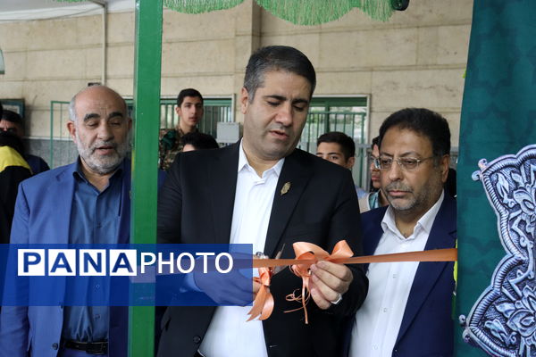 مراسم چهارشنبه‌های امام رضایی در مدرسه پیام غدیر آموزش و پرورش منطقه 14 تهران 