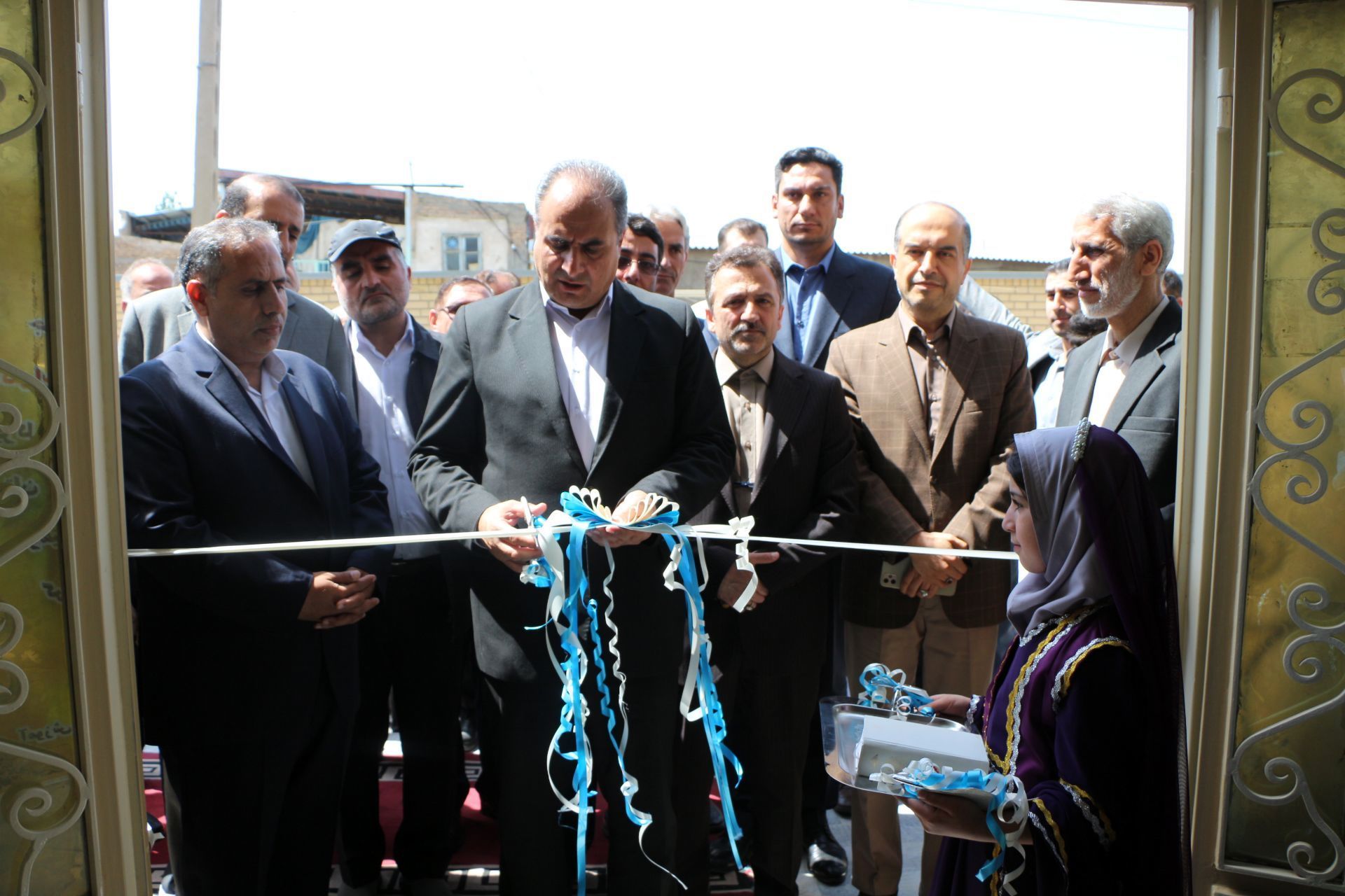 استخر شهید مدنی آموزش و پرورش ناحیه ۵ تبریز به بهره‌برداری رسید