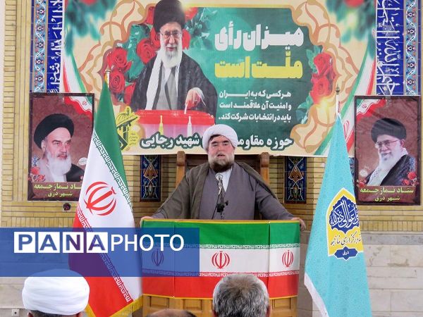 همایش سیاسی و بصیرتی بسیجیان شهر درق 