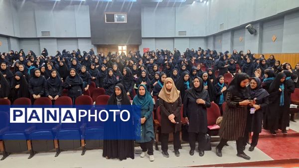 برگزاری جشن ستارگان دبیرستان دخترانه هیات امنایی نیایش