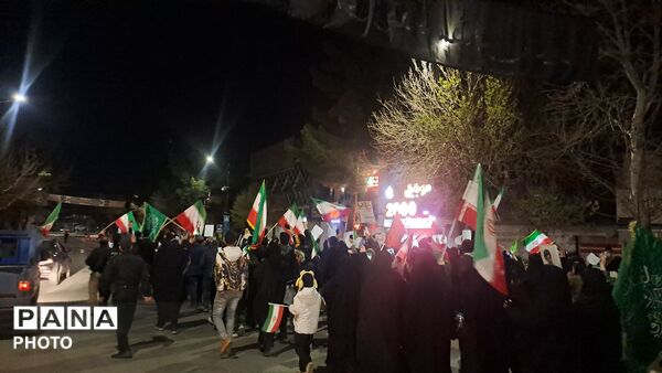 حضور گسترده مردم نیشابور برای بیعت با سید مجتبی حسینی خامنه ای 