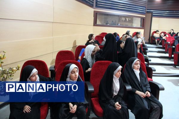 افتتاحیه پیش دبستانی های دوزبانه شهر قیامدشت