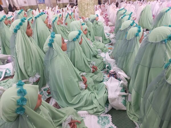 برگزاری جشن تکلیف دو هزار دانش‌آموز دختر سوم ابتدایی در میناب