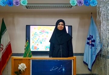 جشن ولادت حضرت زینب و روز پرستار در دبیرستان فرزانگان ۲