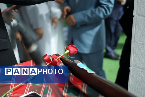 غنچه‌های دانش در نخستین روز مدرسه شکفتند