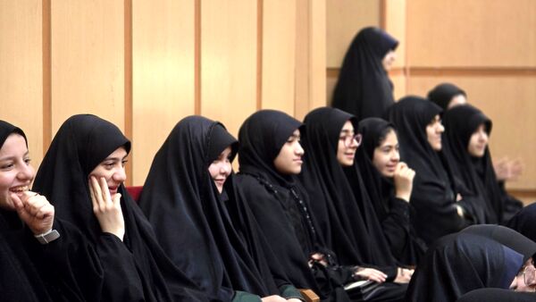 جشن دهه فجر به روایت نوجوان‌ها در نظرآباد