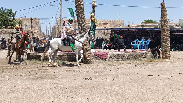 تعزیه‌خوانی روز عاشورا در روستای سلطان میدان خراسان رضوی