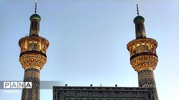 مراسم تشییع پیکر مطهر رهبر معظم انقلاب در جوار ملکوتی حرم امام رضا (ع)