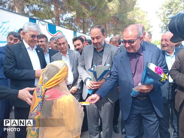 جشن روز معلم با حضور معاون پرورشی و فرهنگی وزیر آموزش و پرورش در یاسوج 